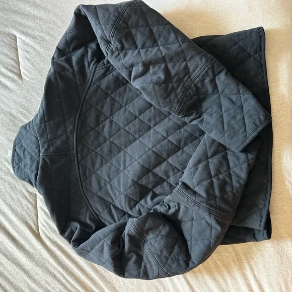 lululemon athletica Black Quilted Full-Zip Jacket - Picture 3 of 3